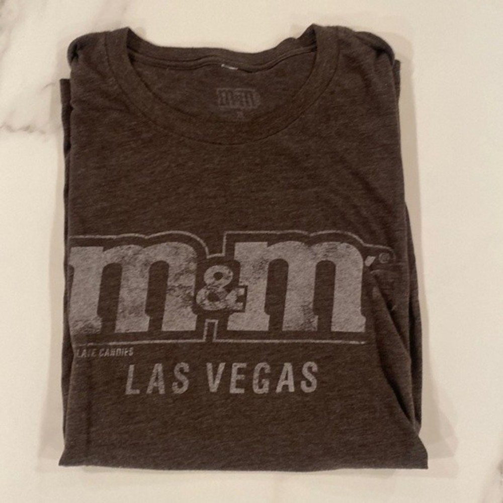 M&M Short Sleeve Brown Cotton T-Shirt | Size XL